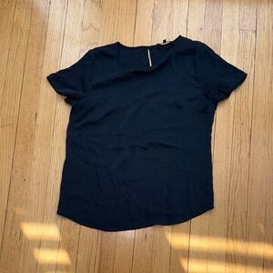 Quince Black Washable Stretch Silk Tee